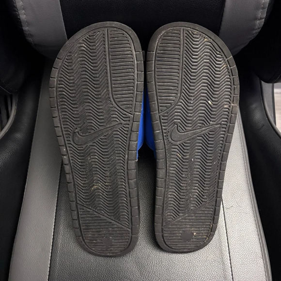 Nike Benassi JDI Smiley Face Slides - Picture 5 of 5